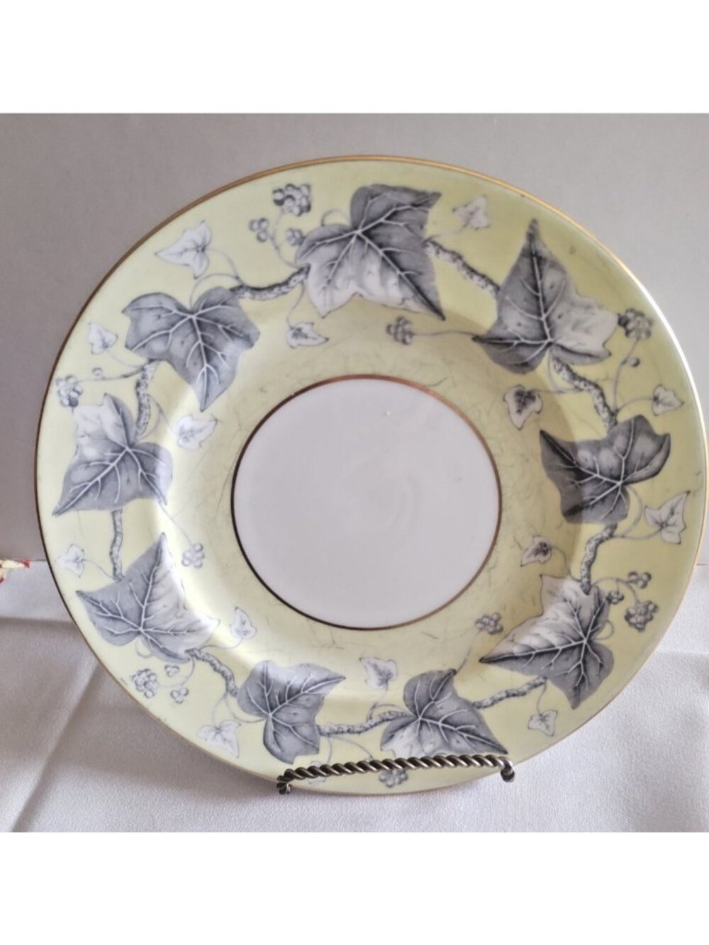 Wedgwood Josephine Yellow Bone China Luncheon Plates 9" set of 2